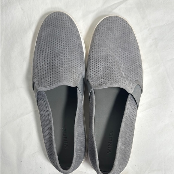 Vince Blair Perforated Suede Sneaker 8 - Picture 6 of 9